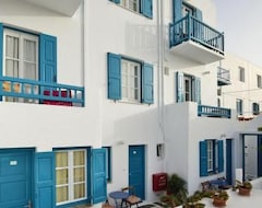 Hotel Nazos (Ornos, Greece)