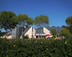 Khách sạn Au Relais de l'Oust (Josselin, Pháp)