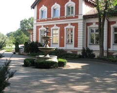 Khách sạn Hotel Aleksander (Wloclawek, Ba Lan)