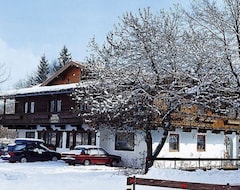 Khách sạn Renate (St. Johann, Áo)
