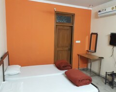 Hotel OYO 14562 Rishabh Guest house (Gwalior, India)