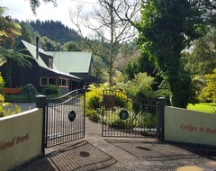 Hotel Bushland Park Lodge (Whangamata, New Zealand)