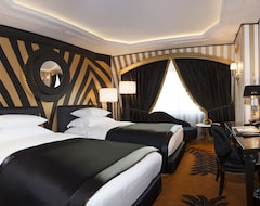 Wyndham Grand Istanbul Kalamis Marina Hotel (İstanbul, Türkiye)