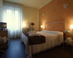 Khách sạn Hotel Italia (Verona, Ý)