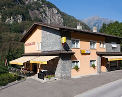Hotel Al Lago (Vogorno, Switzerland)
