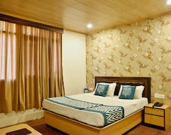 Hotel Crystal Palace (Shimla, Indija)