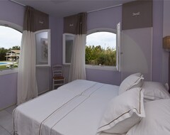 فندق أموس ستوديوز (Agios Arsenios, اليونان)