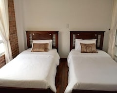 Hotel Valle De Iraka (Tibasosa, Colombia)