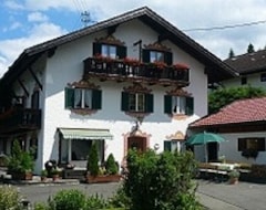 Khách sạn Alpvital (Krün, Đức)