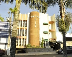 Hotel Carlton Plaza Torre (Araxá, Brasil)