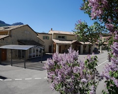 Resort/Odmaralište L'oustaou (Castellane, Francuska)