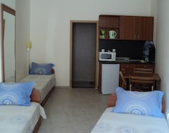 Toàn bộ căn nhà/căn hộ Meni Apartments & Guest Rooms (Sozopol, Bun-ga-ri)