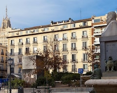 Hostal Zamora (Madrid, İspanya)