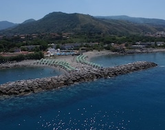Hotelli Hotel Delle Stelle Beach Resort (Sangineto, Italia)