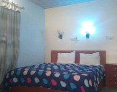 Hotel House 1759 (Uyo, Nigeria)