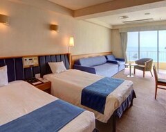 Hotel Resonex Nago (Nago, Japón)
