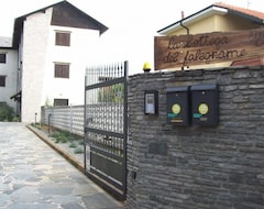 Khách sạn La Bottega Del Falegname (Vanzaghello, Ý)
