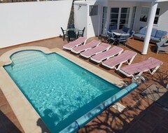 Hele huset/lejligheden Large, 4 Bedroom, Villa Private Garden, Heated with Swimming Pool and Sea Views (Tías, Spanien)