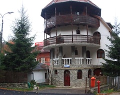 Hotelli Vila Transilvania (Târgu Secuiesc, Romania)