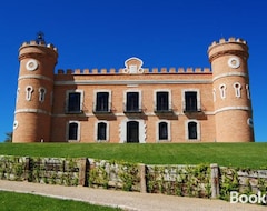 Hotel Castillo de Monte la Reina Posada Real & Bodega (Zamora, España)