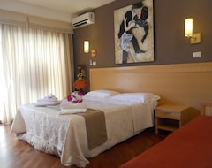 Hotel Catania Crossing B&B - Rooms & Comforts (Catania, Italy)