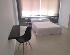 Hotel Solroom (La Nogalera) (Torremolinos, España)