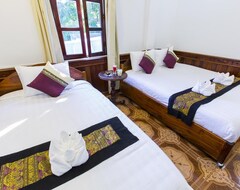 Hotel Moons House (Luang Prabang, Laos)