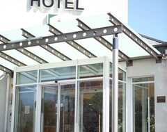 Khách sạn Maifeld Hotel (Werl, Đức)