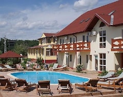Khách sạn Ovidiu (Crişan, Romania)