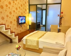 Bed & Breakfast Now and Then Hot Spring Inn (Jiaoxi Township, Taiwan)