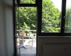 Cijela kuća/apartman Spacious, With Lift, 2 Toilets + 2 Terraces, Satellite Smart Tv + Wifi (Antwerpen, Belgija)