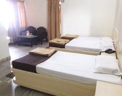 Khách sạn Hotel Abhiram (Nellore, Ấn Độ)