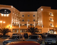 Hotelli Hotel Excelsior (La Maddalena, Italia)