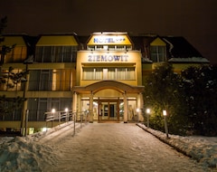 Khách sạn Hotel Nat Ustron (Ustron, Ba Lan)