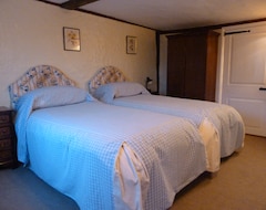 Bed & Breakfast Tudor Cottage (Biddenden, Storbritannien)