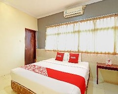 Oyo 90878 Pakem Sari Hotel & Convetion (Magelang, Indonesia)