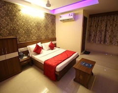 Khách sạn Tirupati (Ahmedabad, Ấn Độ)