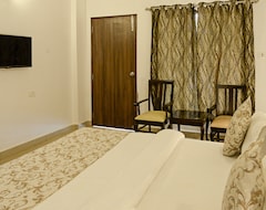 Hotel OYO 832 Shivam Resorts (Calangute, India)