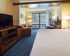 Hotel Fairfield Inn & Suites Chicago Downtown/River North (Chicago, USA)