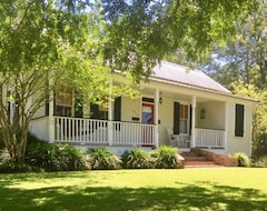 Hele huset/lejligheden Ponchatoula Historic Home Away From Home (Ponchatoula, USA)