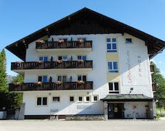 Hotelli Hotel Lebensfreude (Bad Mitterndorf, Itävalta)