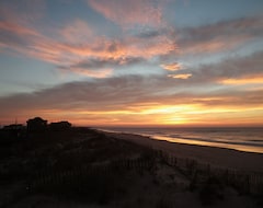 Entire House / Apartment Cozy -Oceanfront Hatteras (Hatteras, USA)