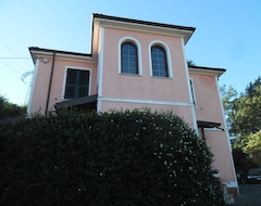 Khách sạn Vela D'Argento (Vezzano Ligure, Ý)