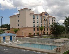 Hotel Comfort Inn & Suites Melbourne - Viera (Melbourne, USA)