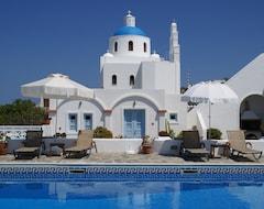 Aethrio Hotel (Oia, Greece)