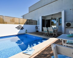 Tüm Ev/Apart Daire Modern Apartment In Cala Pi With Swimming Pool (Cala Santanyi, İspanya)