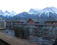 Hotel Lodges at Canmore (Canmore, Canadá)