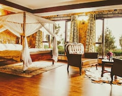 Khách sạn Enyati Lodge (Arusha, Tanzania)