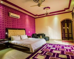Khách sạn Arabian Lodges (Bahawalpur, Pakistan)