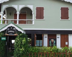 Guesthouse Calibishie Sandbar (Calibishie, Dominica)